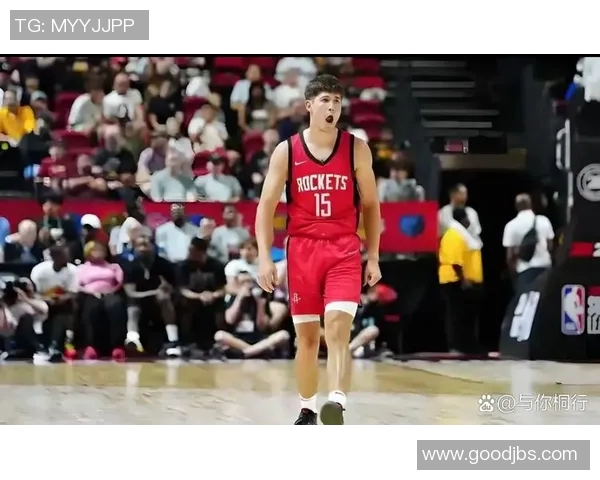 火箭队签下新秀球员，为球队未来打下坚实基础